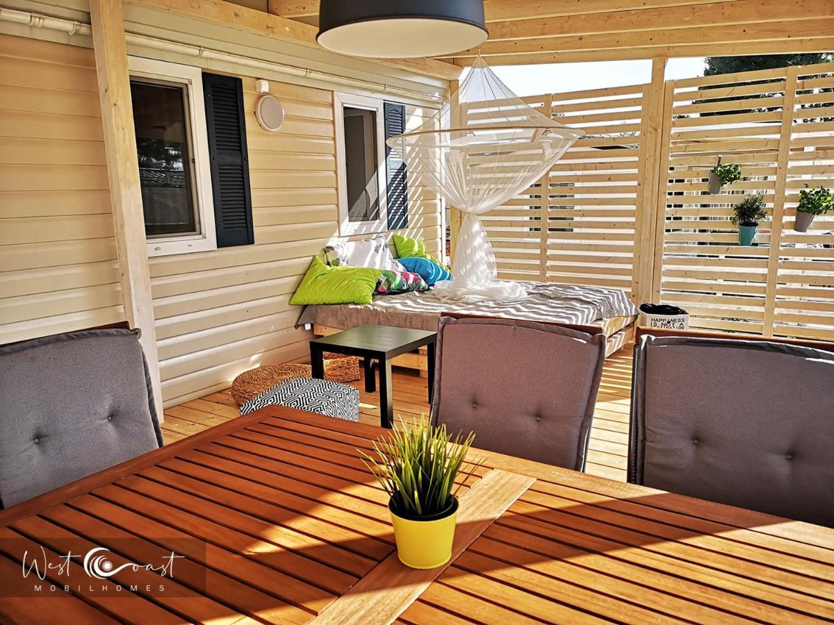 West Coast Mobilhome With Xxl Terrace Tar-Vabriga Exteriör bild